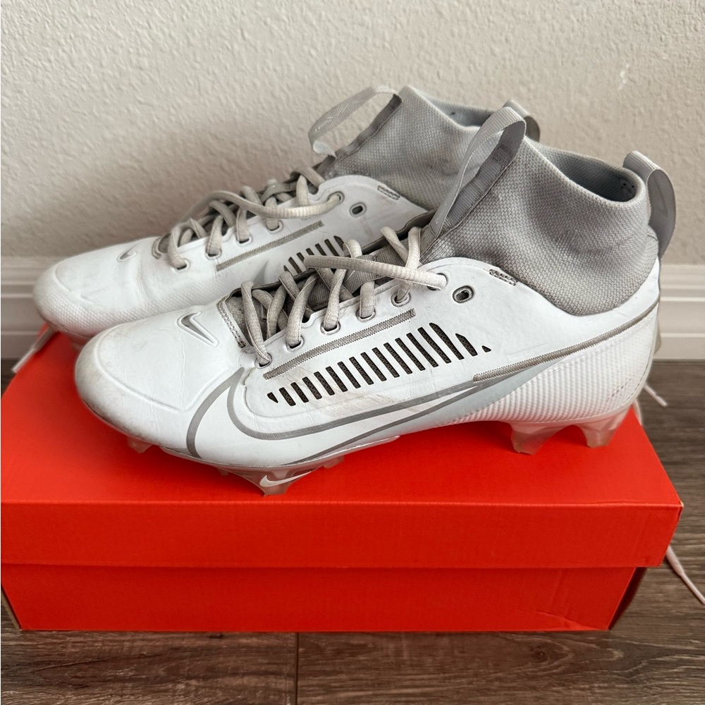 Nike Vapor Edge 360 Men’s White and Gray Football Cleats